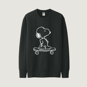 Uniqlo Sweatshirt KAWS x Peanuts Snoopy Skateboard Black Large